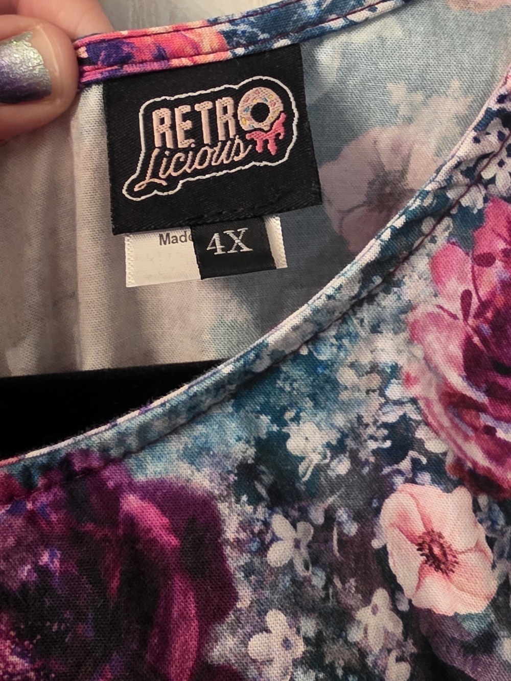 Retrolicious Plus-Size Floral Vintage Inspired Dress in Purple & Pink